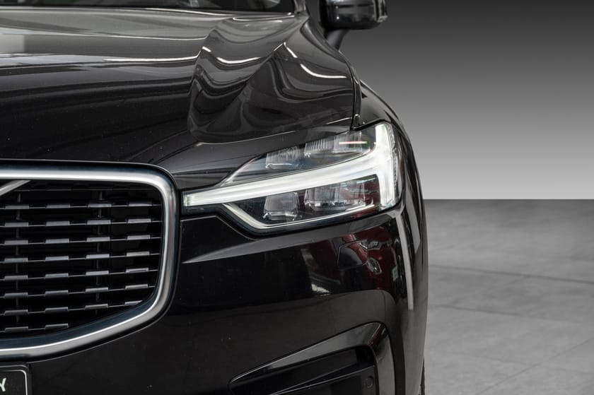 Bilde 4 av Volvo XC60 B5 AWD Diesel R-Design/ Skinn/Krok/ACC/Massasje/Pano