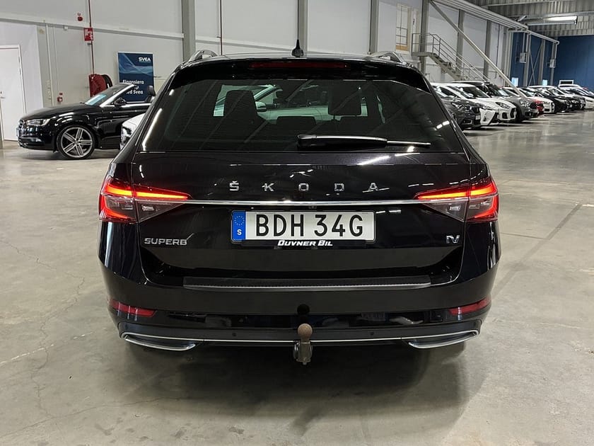 Bild 5 av Škoda Superb iV Kombi Skoda L&K | Pano | Cockpit | Drag