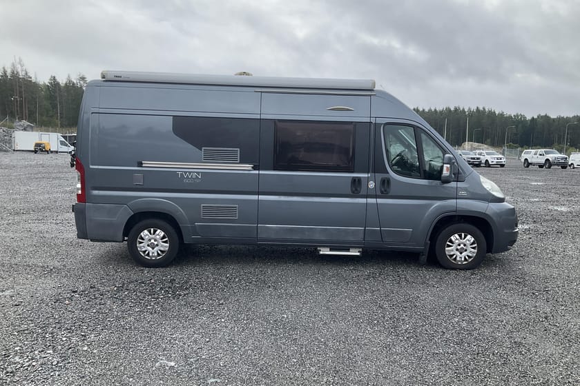 Bild 2 av Adria Mobil Twin 600 SP