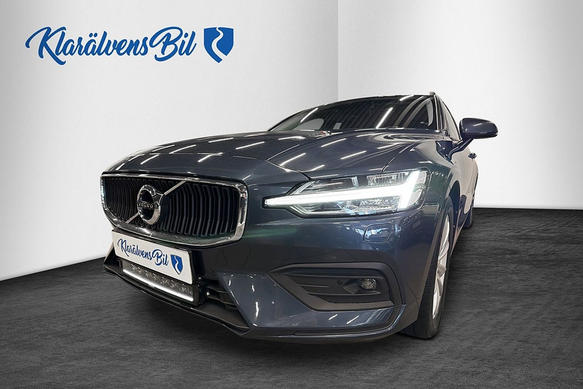 Volvo V60 2020, photo 5/10