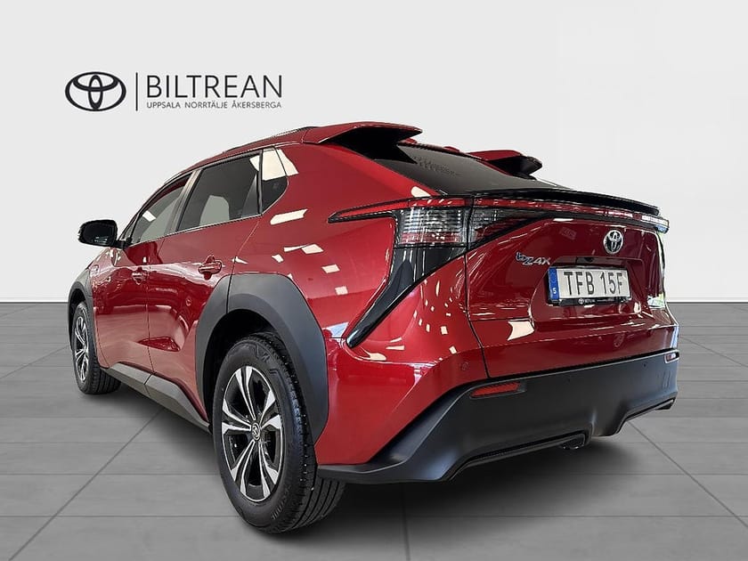 Bild 3 av Toyota bZ4X 71.4 kWh Style FWD Drag V-hjul