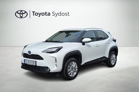 Toyota Yaris Cross Hybrid Active 116hk  Backkamera, P-sensorer fram och bak, Rattvärme, Adaptiv farthållare mm.