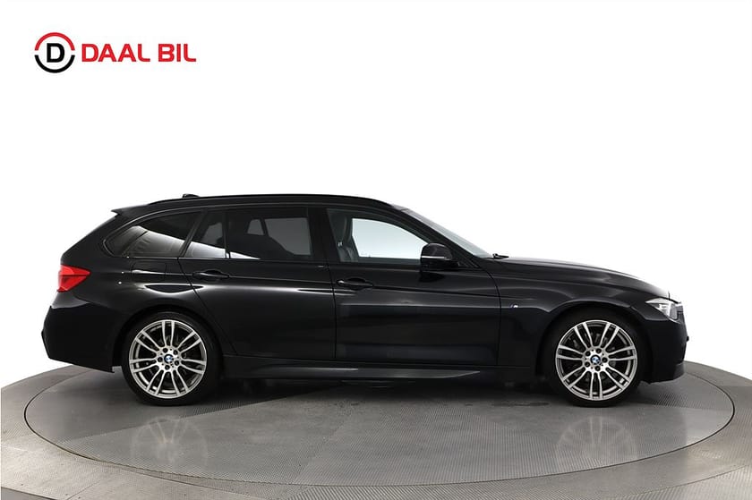 Bild 5 av BMW 330i xDrive Touring 252HK M-SPORT DRAG M-VÄRM NAVI HI-FI