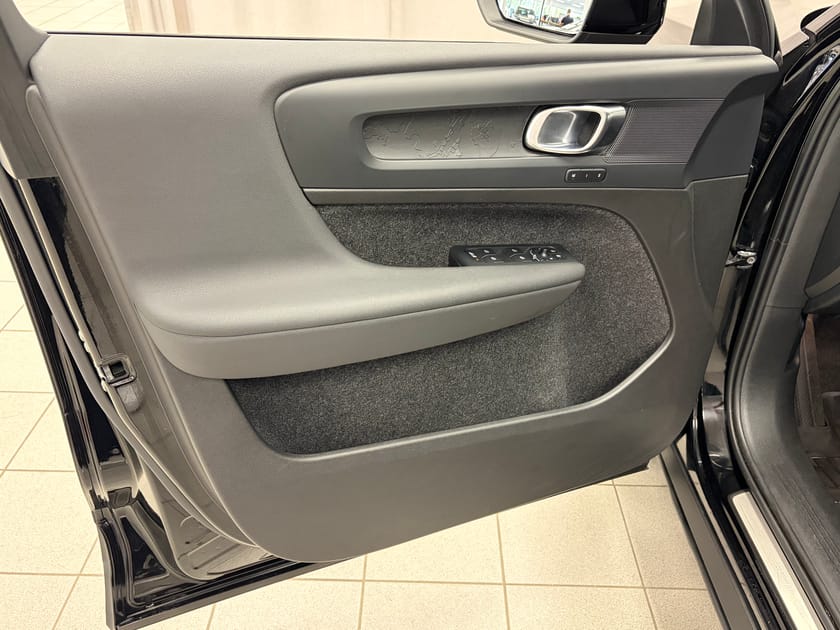 Bild 5 av Volvo XC40 Recharge Plus Edition | Värmepump  | Drag