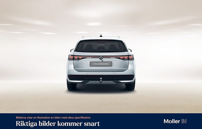 Bild 2 av Volkswagen Passat Variant eHybrid R-Line 1.5 TSI 272hk Dragkrok I Värmare I Panorama