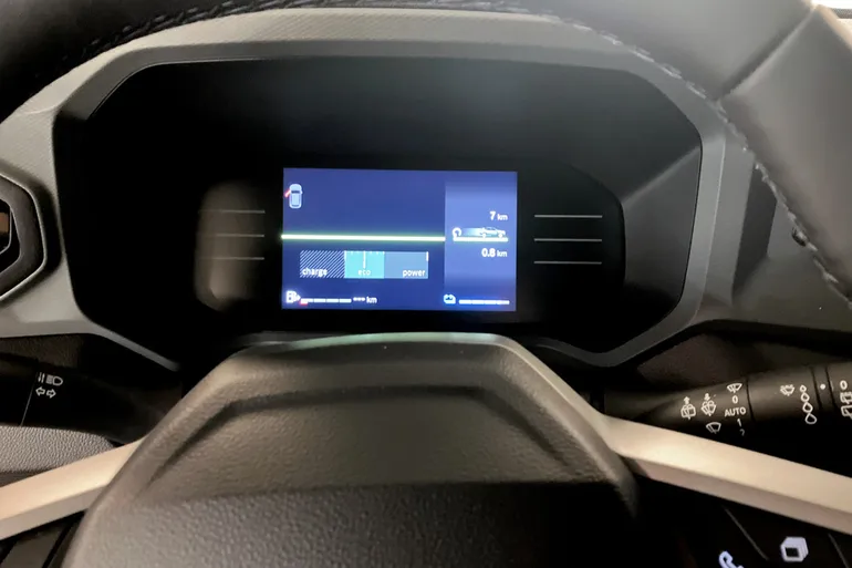 Dacia Duster Hybrid 155