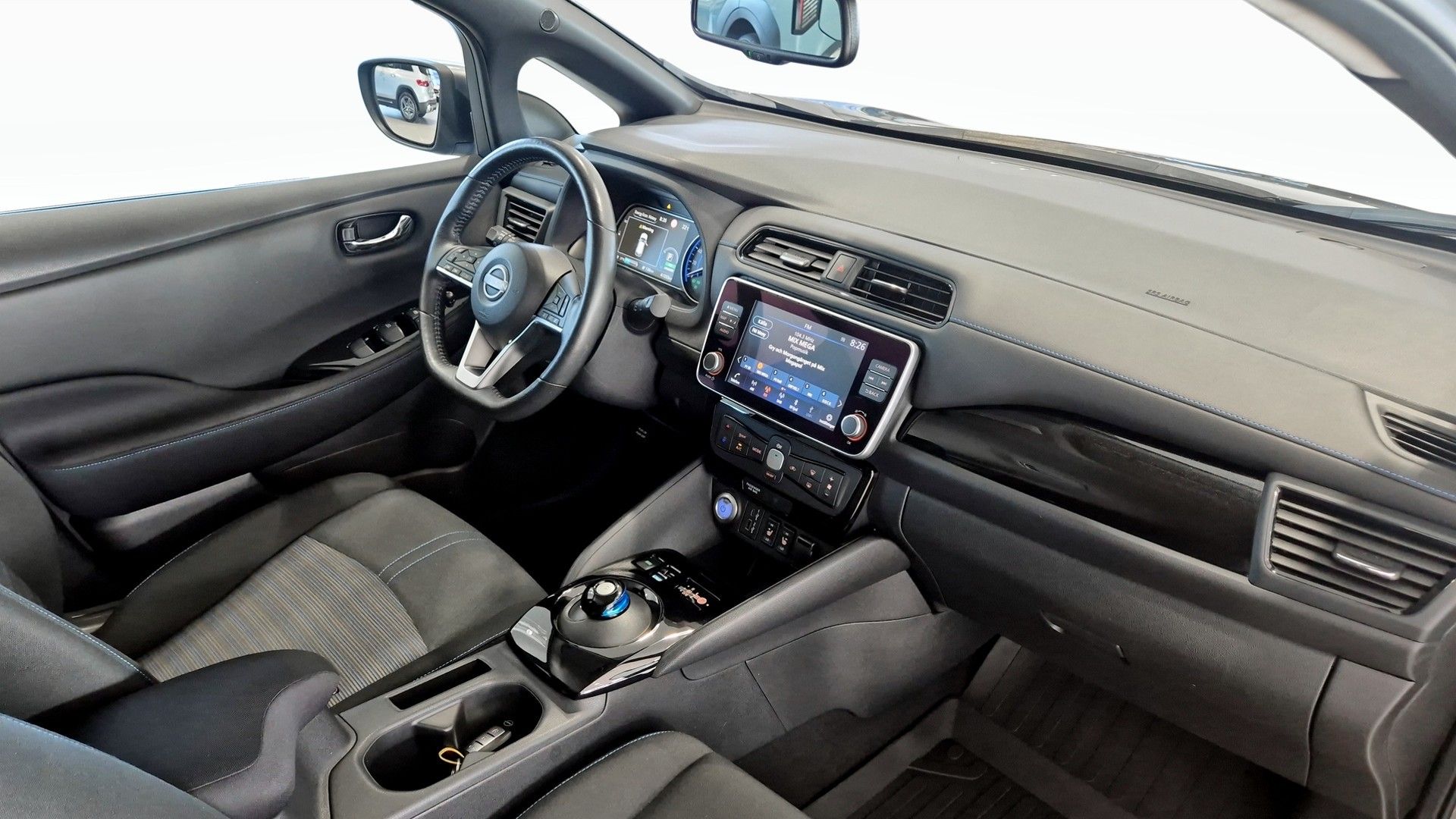 Nissan Leaf e+, 217hp, 2022