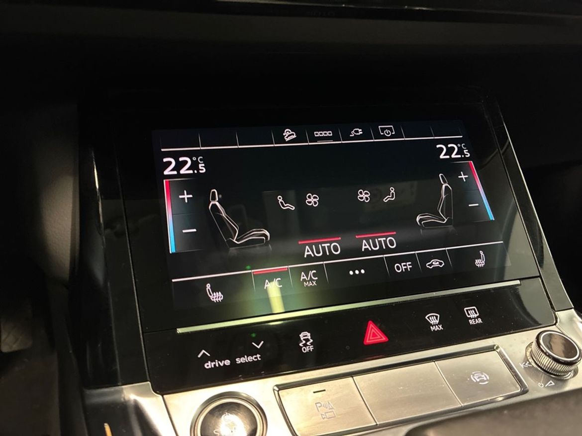 Audi Audi e-tron 55 quattro — bild 14