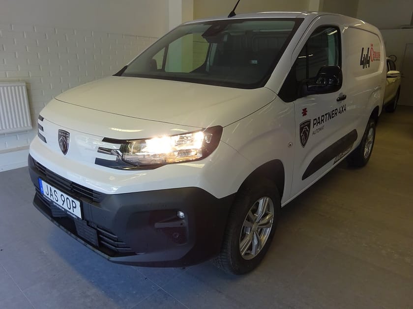 Bild 2 av Peugeot Partner PLUS L2 130hk 1.5 BlueHDi 130 4x4 EAT