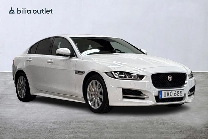 Bild 4 av Jaguar XE 20t R-Sport 200hk Navi P-värm MERIDIAN Backkamera