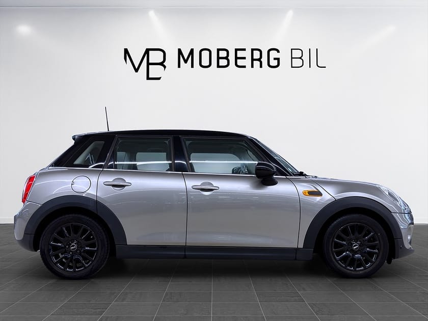 Bild 4 av MINI Cooper 136hk Pepper Panorama PDC Keyless