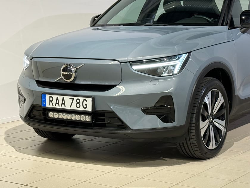 Bild 2 av Volvo XC40 Recharge Single Motor Core Edition | Extraljus | On Call