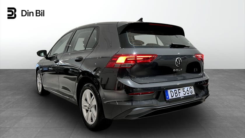 Bild 3 av Volkswagen Golf eTSI110 DSG P-värmare/P-sensorer