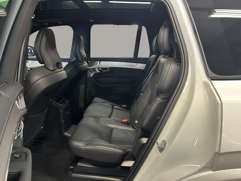 Bild 11 av 14 – Volvo XC90 T8 Ultra Black Edition