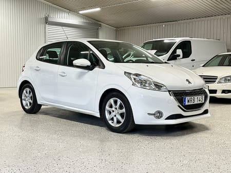Peugeot 208 5-dörrar 1.2 VTi 82 Euro 5 Kamrem bytt
