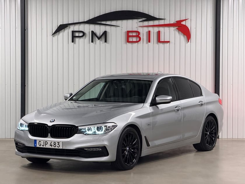 Bild 1 av BMW 520i Sedan / Sport Line / Drag / Värmare / Mycket fint Skick