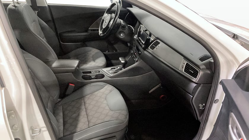 Bild 3 av Kia Niro Hybrid DCT 141hp Advance