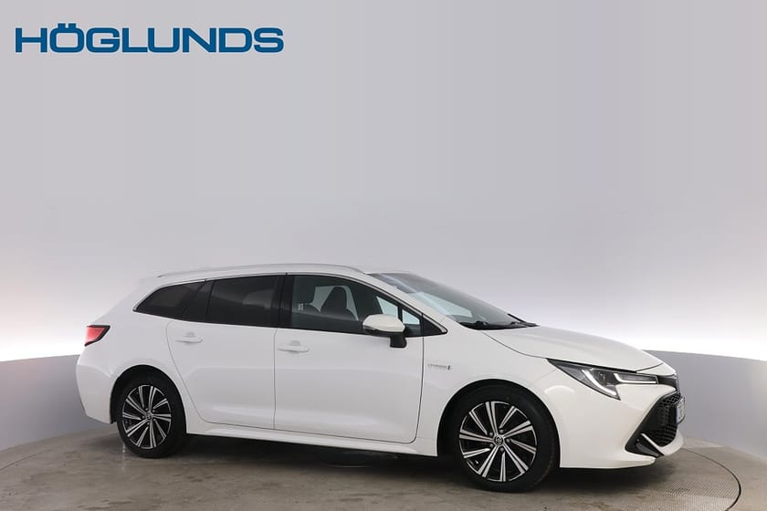 Bild 2 av Toyota Corolla Touring Sports Hybrid e-CVT Style V-hjul Moms