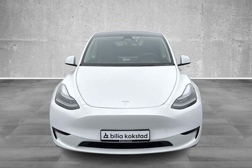 Bilde 4 av Tesla Model Y Long Range AWD AP/SvartSkinn/Hifi/Vinterpk/Norsk/S+V