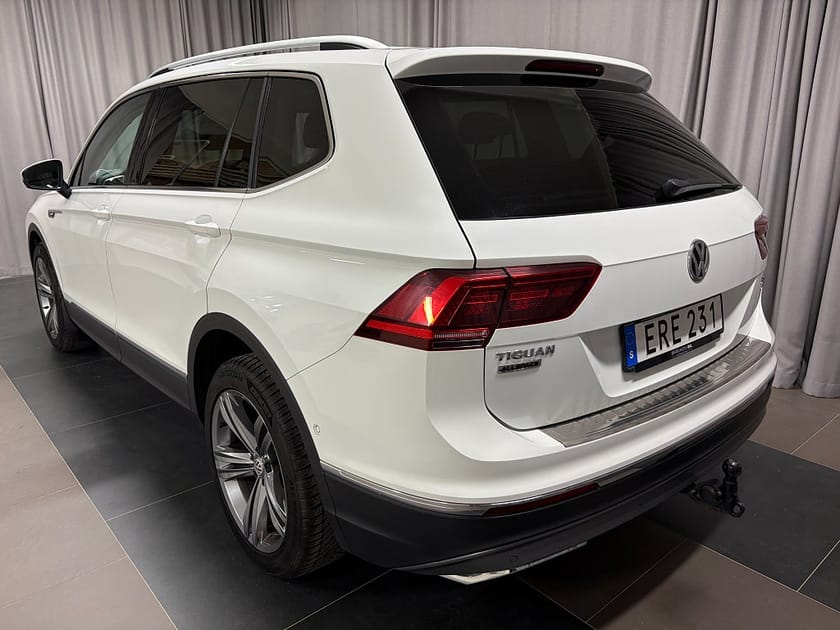 Bild 3 av Volkswagen Tiguan Allspace 7-sätes 2.0 TDI 4Motion GT 7-Sits P-Värmare Drag