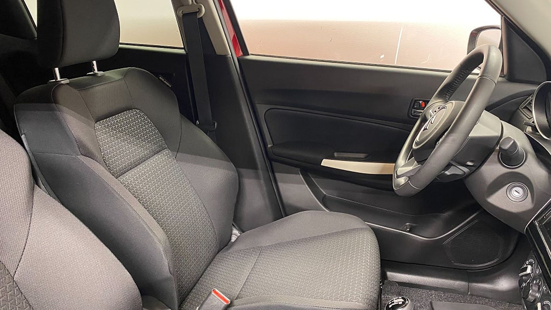 Suzuki Swift Hybrid 2023, bild 7/25