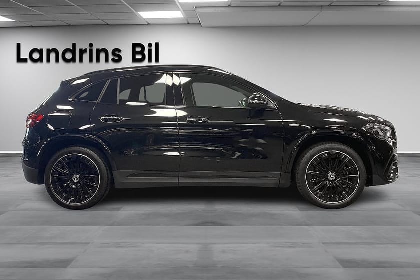 Bild 4 av Mercedes-Benz GLA 250 e 8G-DCT AMG Line / Brumester / Minne / Drag