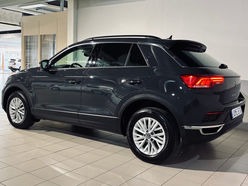 Bild 4 av Volkswagen T-Roc 1.5 TSI DSG Sekventiell | Parkeringssensorer |