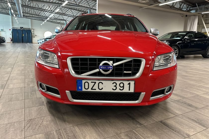Bild 5 av Volvo V70 II D4 163 S/S R-Design DE