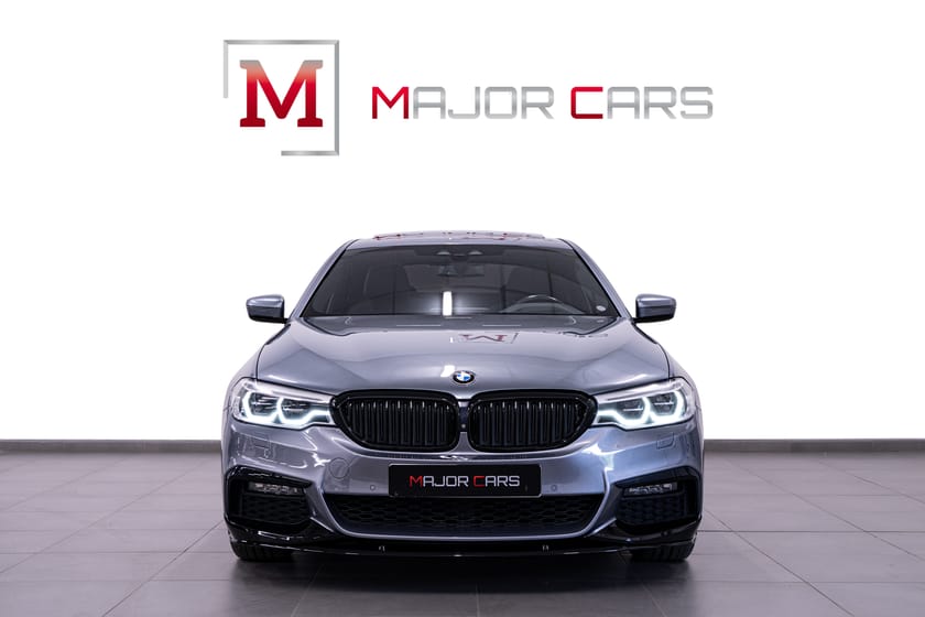 Bild 2 av BMW 540i xDrive Sedan M Sport Innovation Pano H/K Komfstol 360° HuD