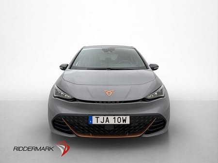 CUPRA Born 58 204hk Värmare Kamera Navi CarPlay Rattvärme
