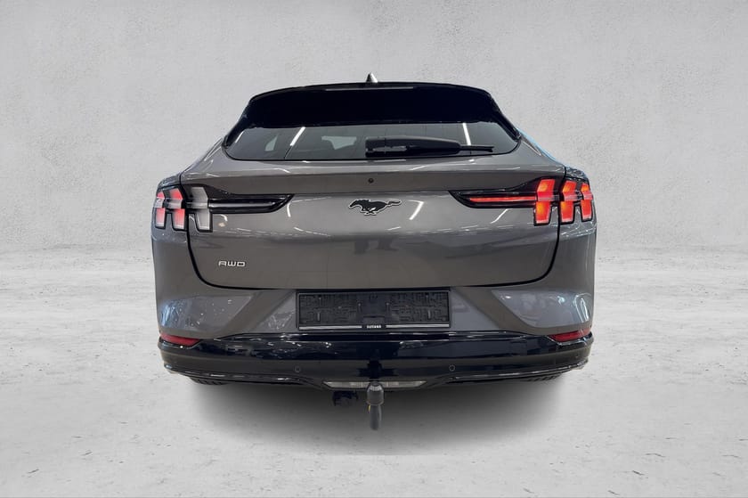 Bilde 4 av Ford Mustang Mach-E Long Range AWD LR 540KM B&O/Hengerfeste/Panorama/Oppv.Ratt+
