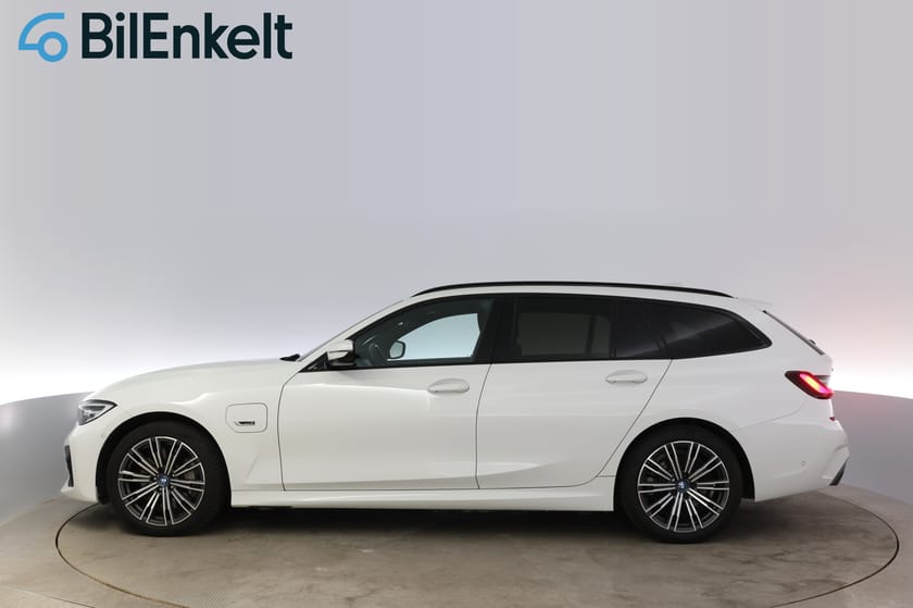 Bild 5 av BMW 330e xDrive Touring M Sport Drag Kamera Navi HiFi