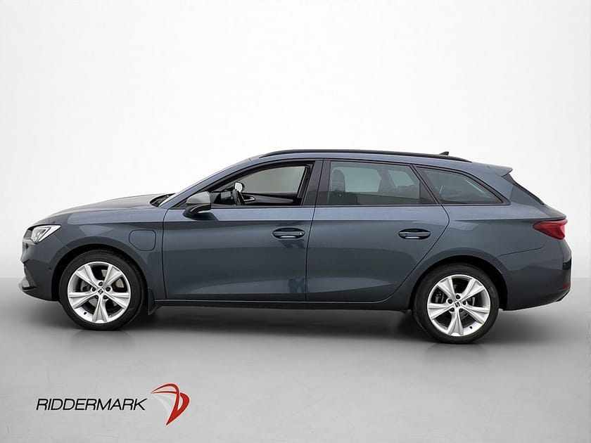 Bild 4 av SEAT León Sportstourer e-Hybrid ST 204hk FR Plus Drag Kamera Navi Ambient