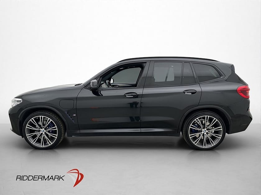 Bild 4 av BMW X3 xDrive30e M Sport Drag Pano Kamera H/K Navi HUD