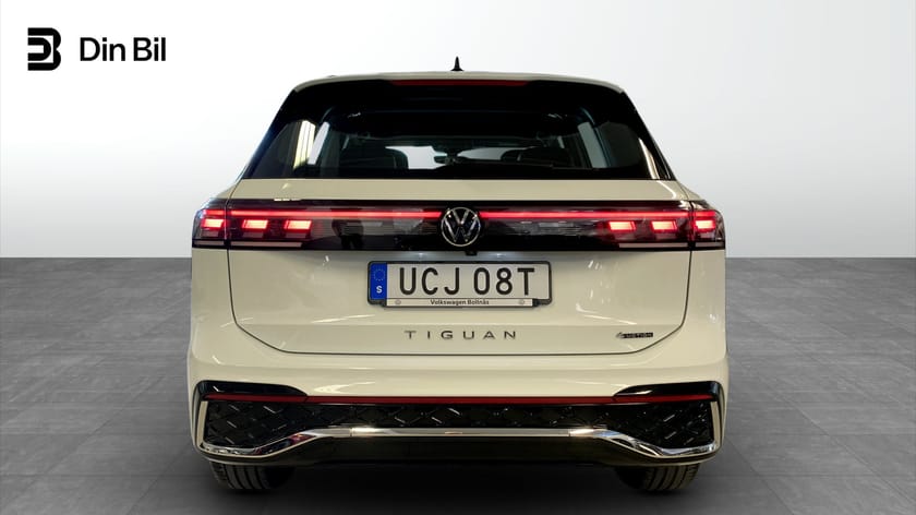 Bild 5 av Volkswagen Tiguan R-line 2.0 TDI 4M DSG | Panorama | Läderklädsel |