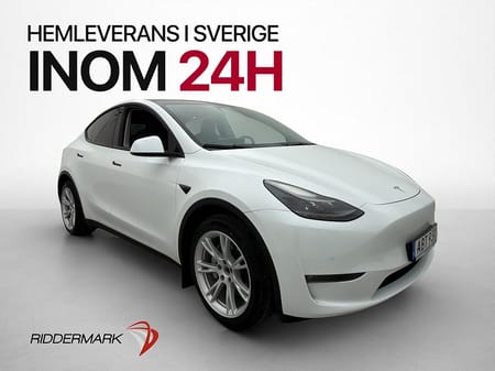 Tesla Model Y Long Range AWD Moms Drag Värmare Kamera AP