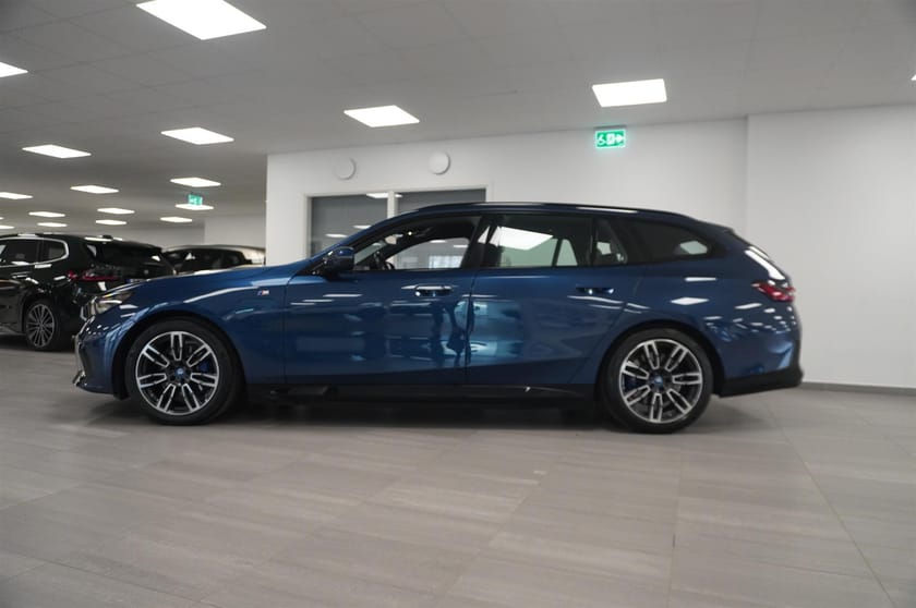 Bild 5 av BMW 530e xDrive Touring M-Sport Pro Pano Innov Comfort