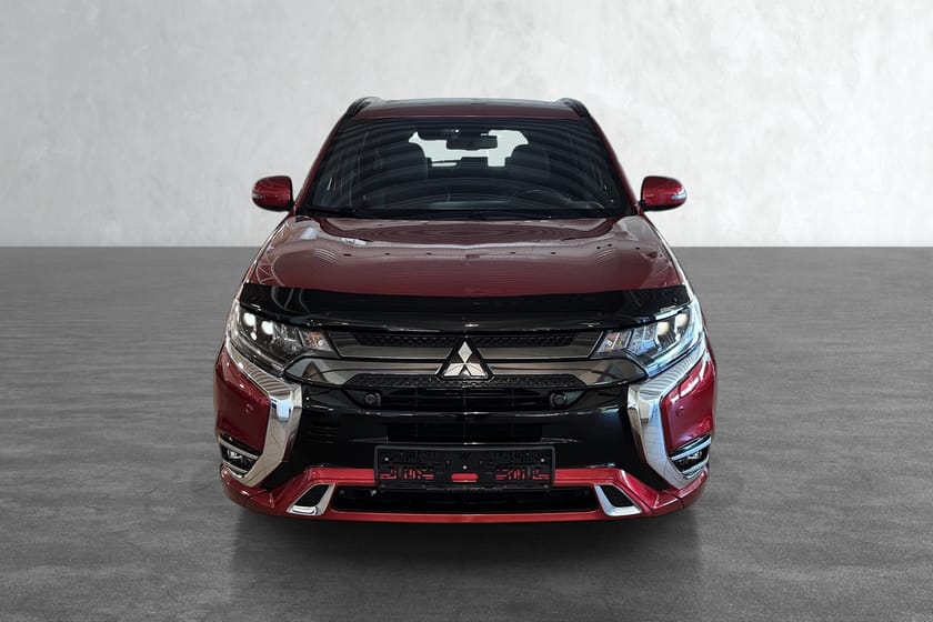 Bilde 5 av Mitsubishi Outlander PHEV 4WD S-Edititon toppmodell m/Tilhengerfeste