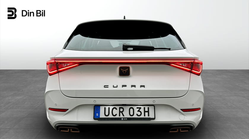 Bild 5 av CUPRA Leon Sportstourer e-Hybrid VZ 1,4 245HK / Drag / Kamera