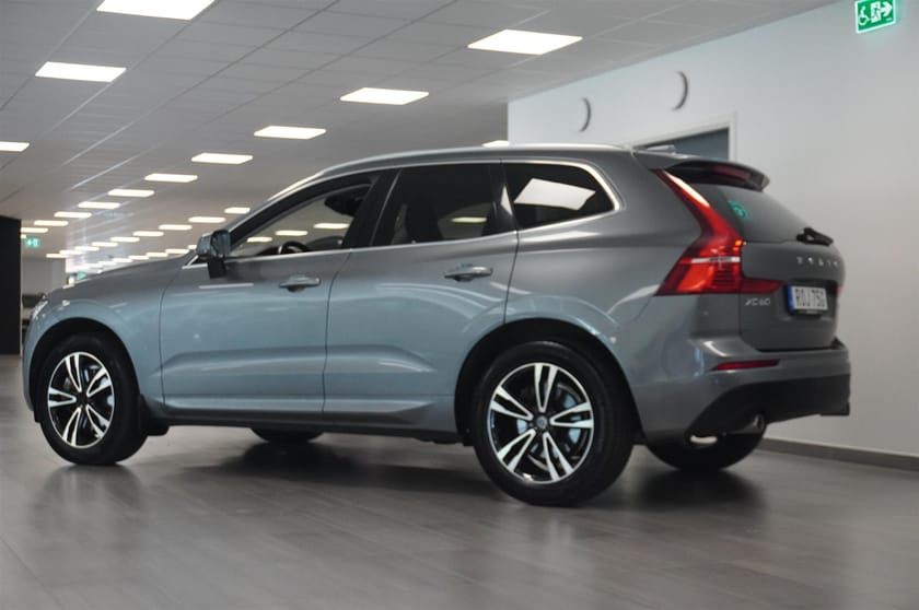 Bild 3 av Volvo XC60 D4 AWD Momentum Advanced Drag ACC