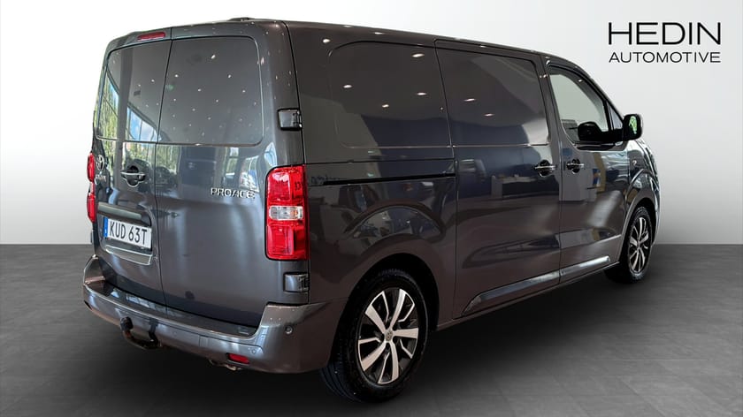Bild 2 av Toyota Proace 1,5 D 120hk 2023