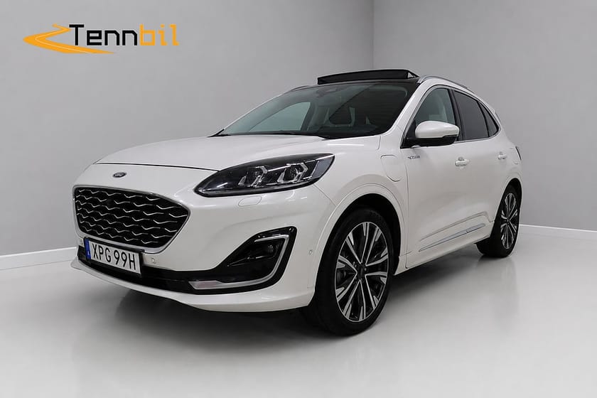Bild 1 av Ford Kuga Plug-In Hybrid E-CVT Vignale Dragkrok Panorama Headup