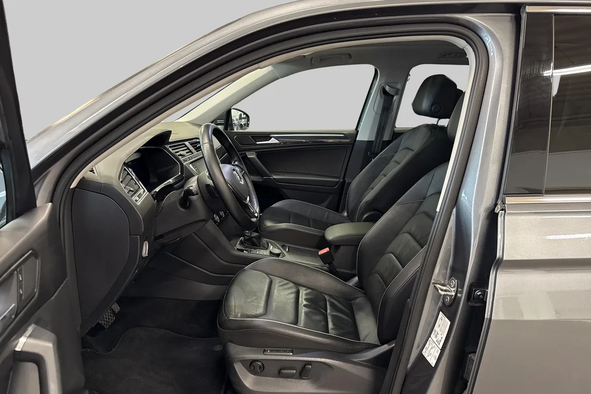 picture of a car