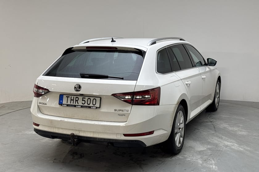 Bild 3 av Škoda Superb Kombi 2.0 TDI 4x4 (190hk) Business