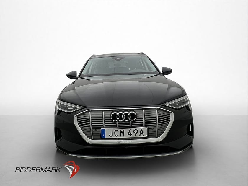 Bild 3 av Audi e-tron 55 quattro Skinnklädsel Svensksåld Dragkrok