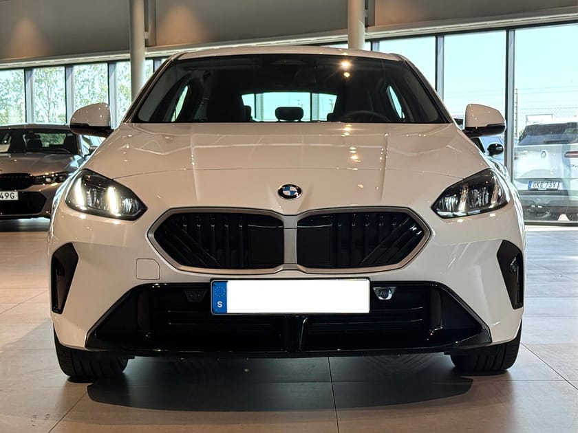 Bild 2 av BMW 120 M Sport Rattvärme Driving Assistant