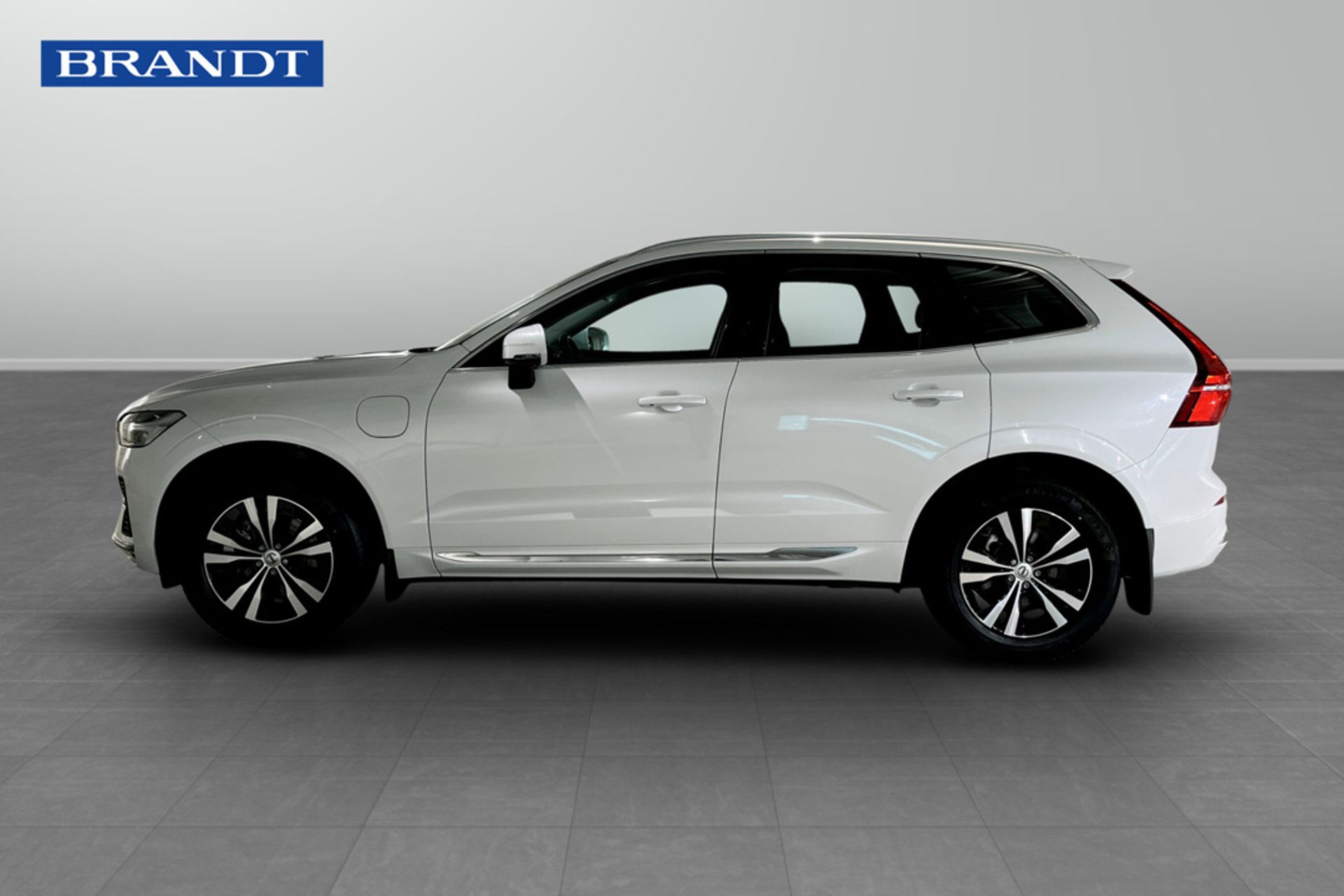 Volvo XC60 T6 Plug-In Hybrid AWD 2025, bild 3/10