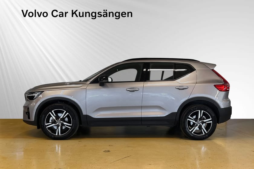 Bild 3 av Volvo XC40 B4 FWD Bensin Plus Dark Rattvärme Selekt