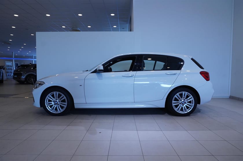 Bild 2 av BMW 118d xDrive 