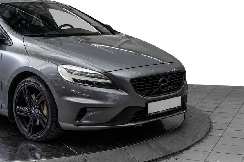 Bilde 2 av Volvo V40 T2 R-Design 122hk Aut /Skinn/ Webasto/ Kamera/ Krok